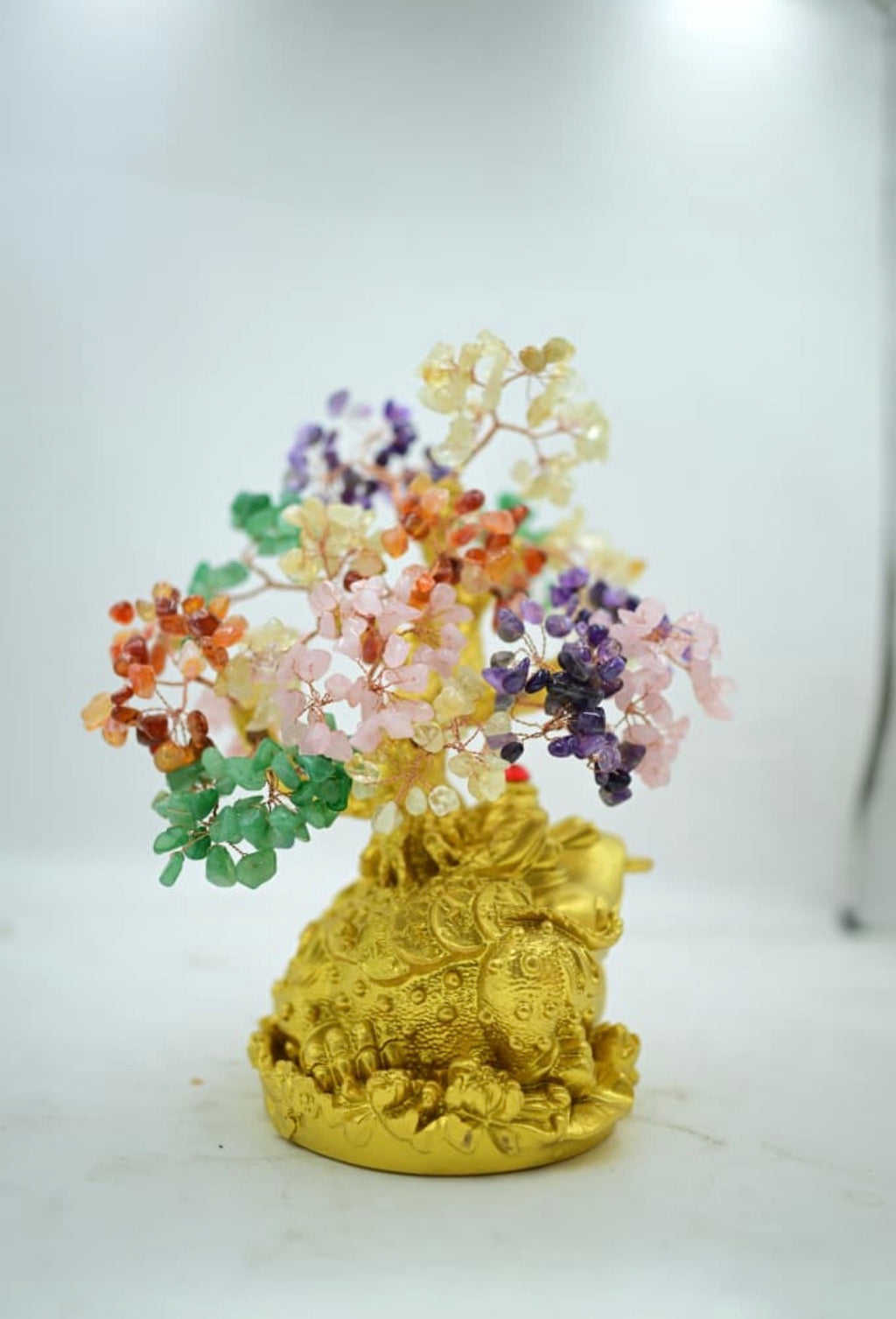 Seven Chakra Crystal Tree on Money Frog (Three-Legged Frog)

Feng Shui Wealth Frog with Crystal Gem Tree Money Frog Crystal Tree Showpie